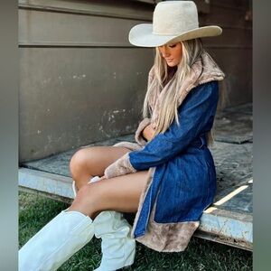 Vegas Jacket♠️Faux Fur Trim Blue Denim Coat with Belt